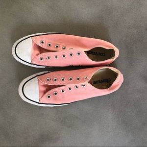 Pink converse